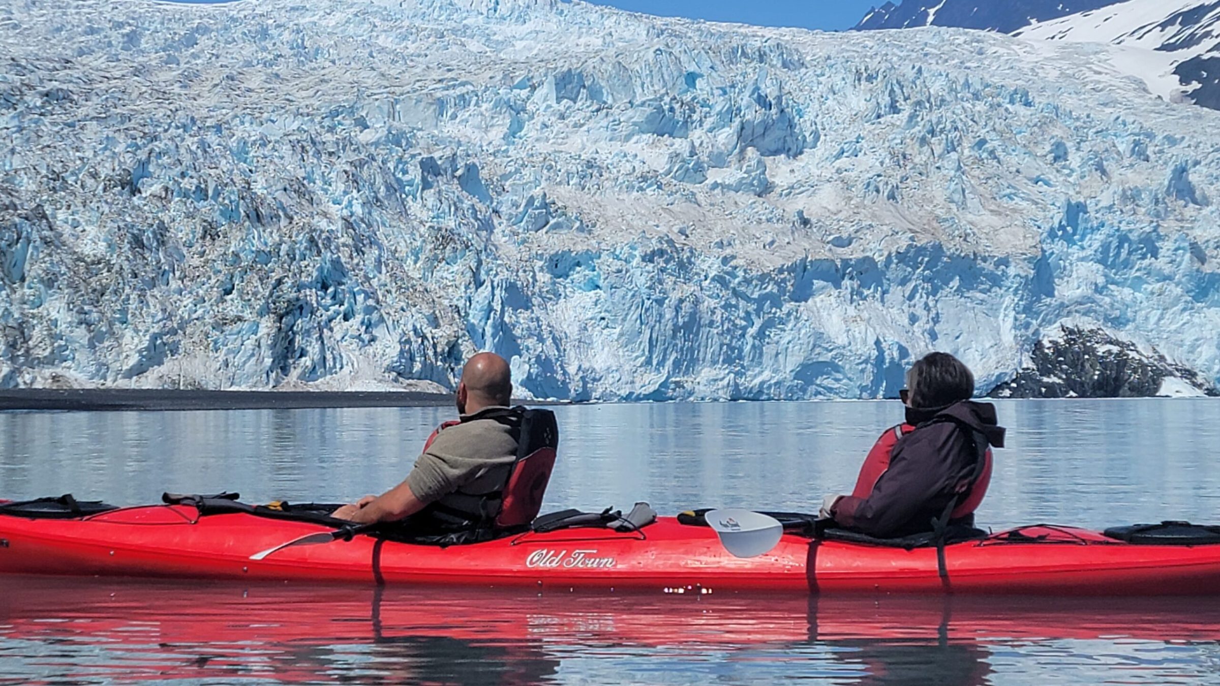 a small boat in a body of water