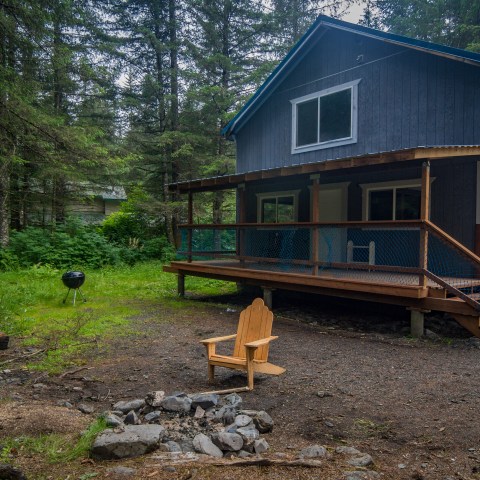Admiral's Cottage at Miller's Landing in Seward, AK