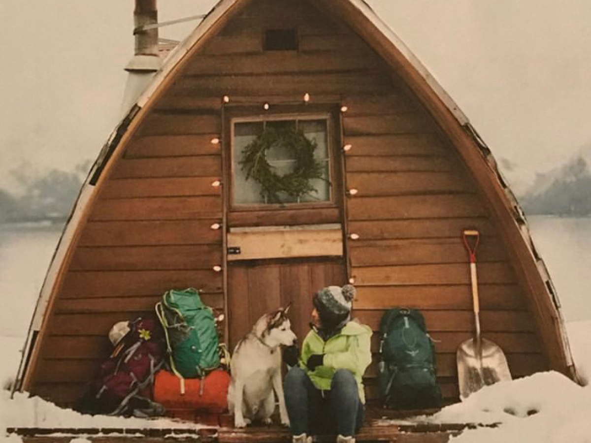 Seaside Beach Seward Alaska Kayaking Fishing Lodging Camping Guided Trips Cabin rental on the beach front