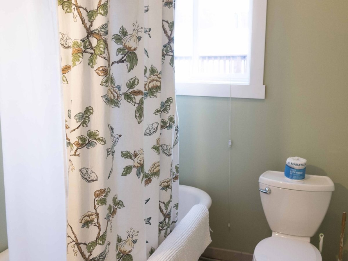 The Sleeper, Sauerdough Lodging, Seward, AK