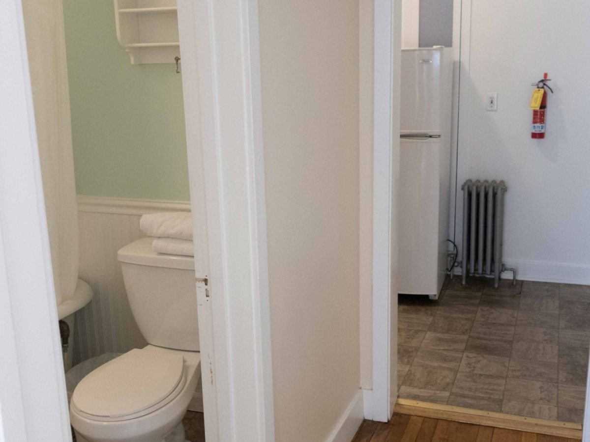 Adventure Studio, Sauerdough Lodging, Seward, AK