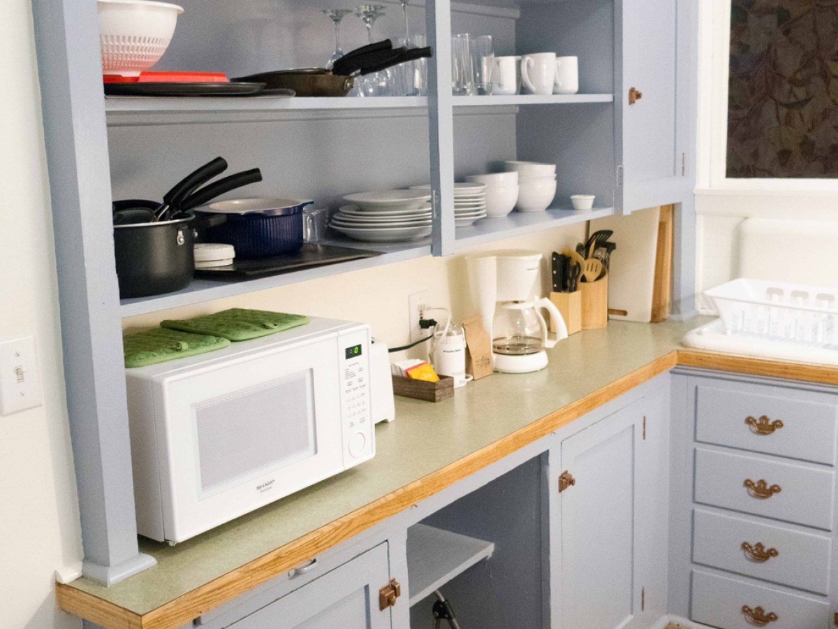 Adventure Studio, Sauerdough Lodging, Seward, AK